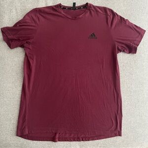 Adidas T-shirt